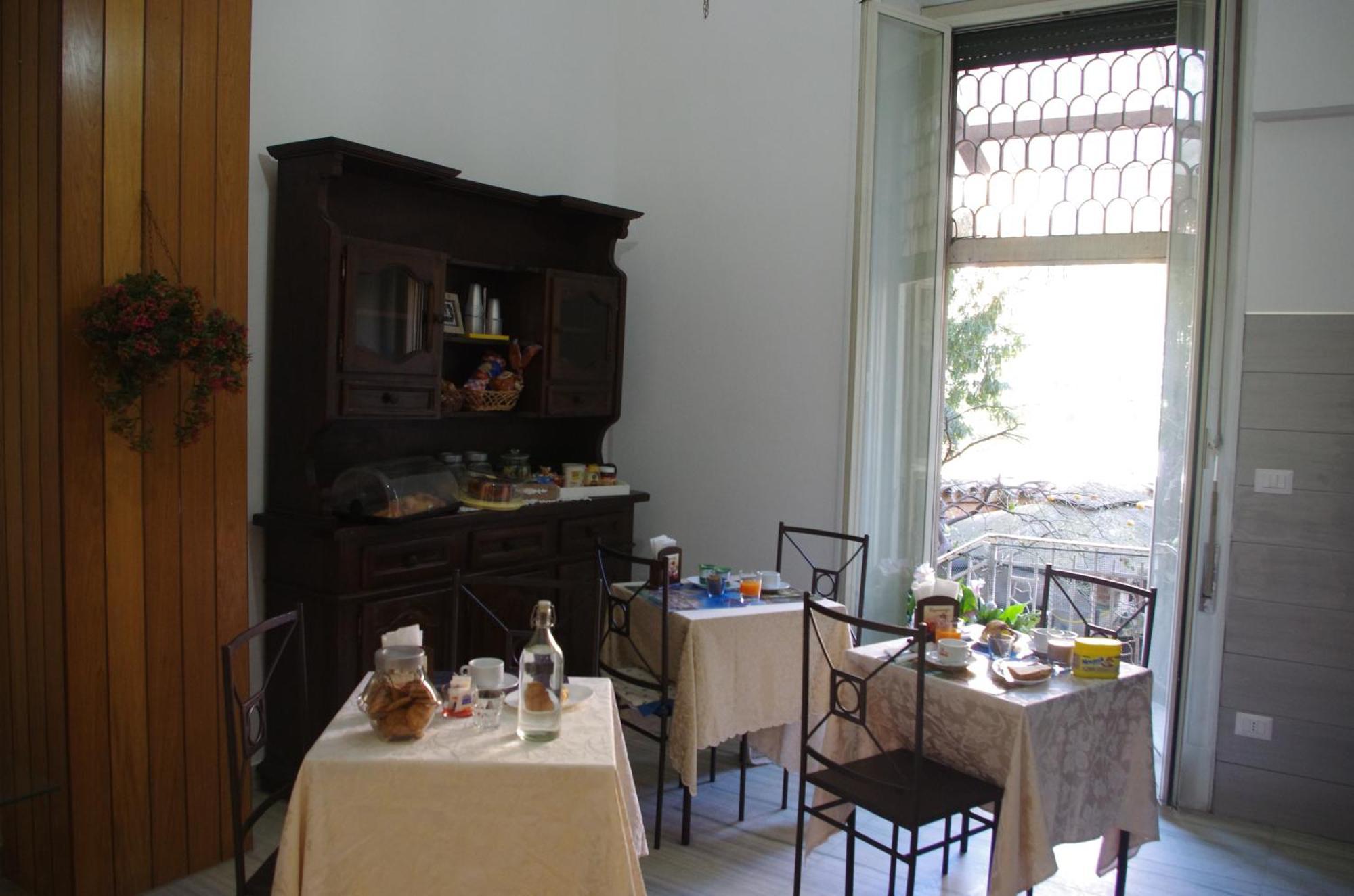 Tucci'S Roma Guest House Kültér fotó